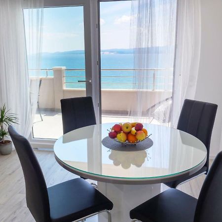 Apartmani Ticinovic Omiš Buitenkant foto
