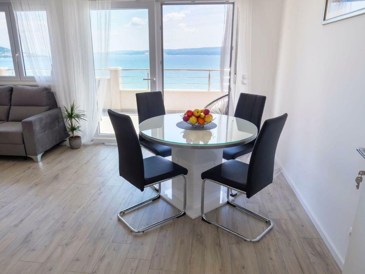Apartmani Ticinovic Omiš Buitenkant foto