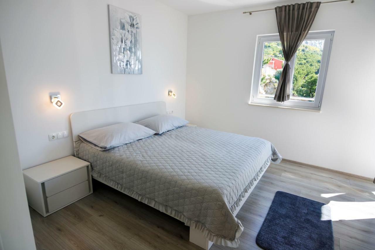 Apartmani Ticinovic Omiš Buitenkant foto