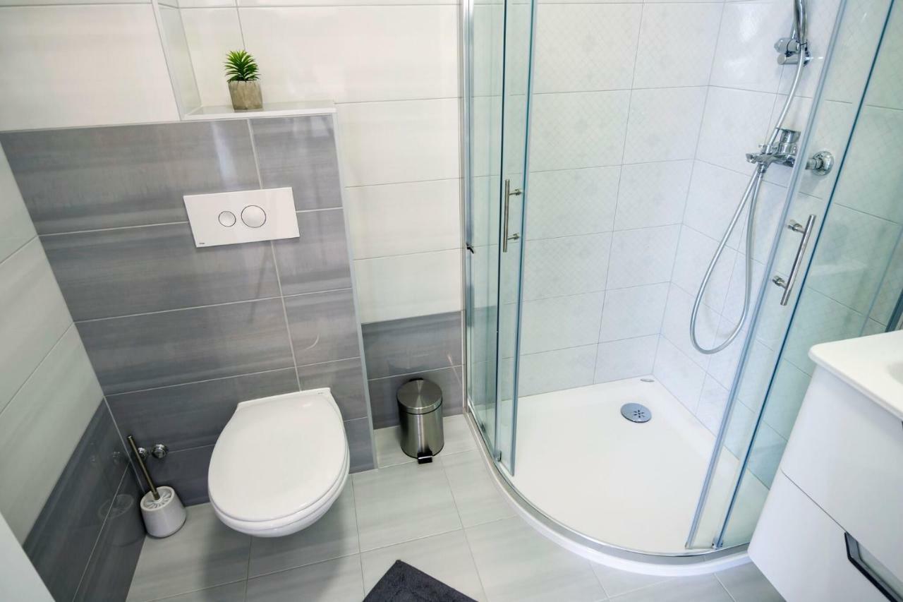 Apartmani Ticinovic Omiš Buitenkant foto