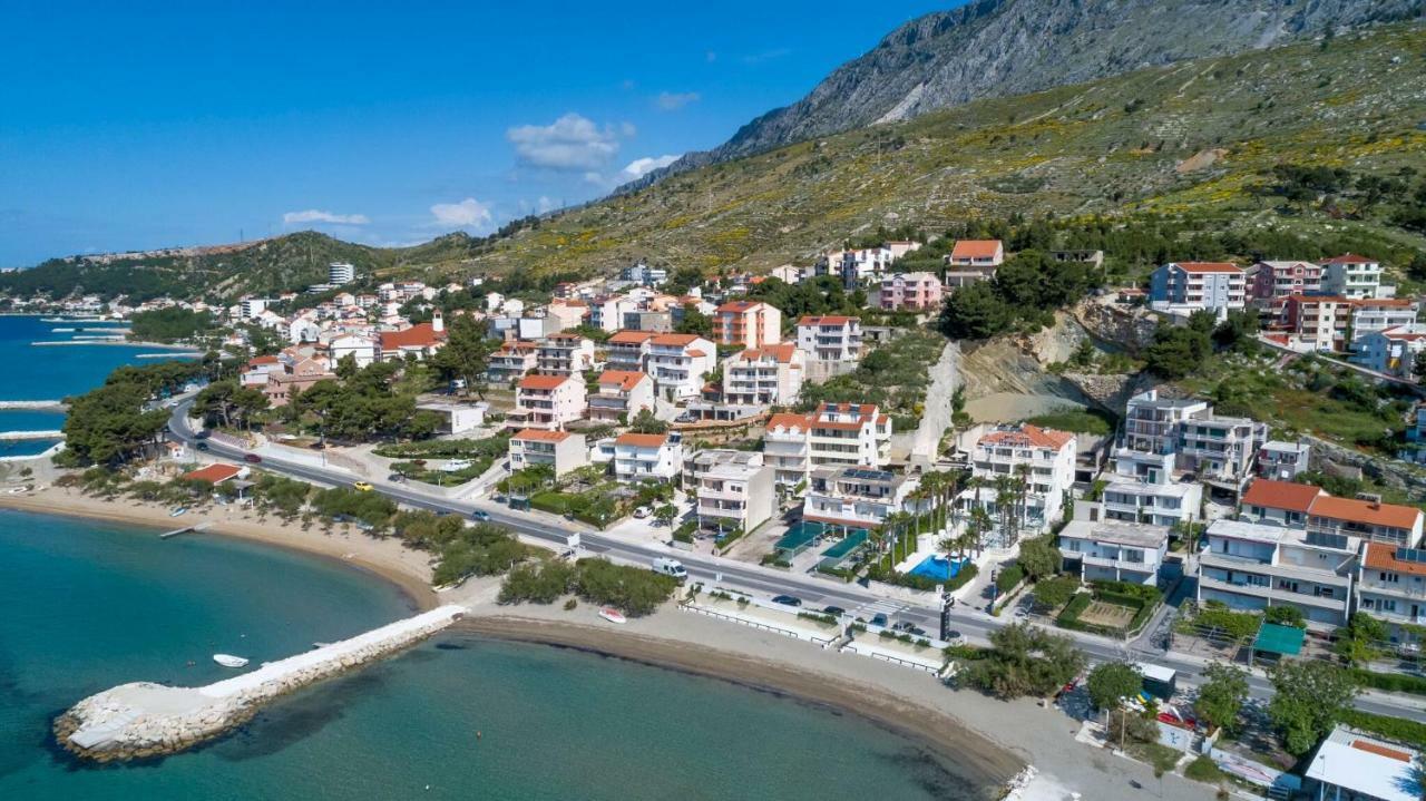 Apartmani Ticinovic Omiš Buitenkant foto