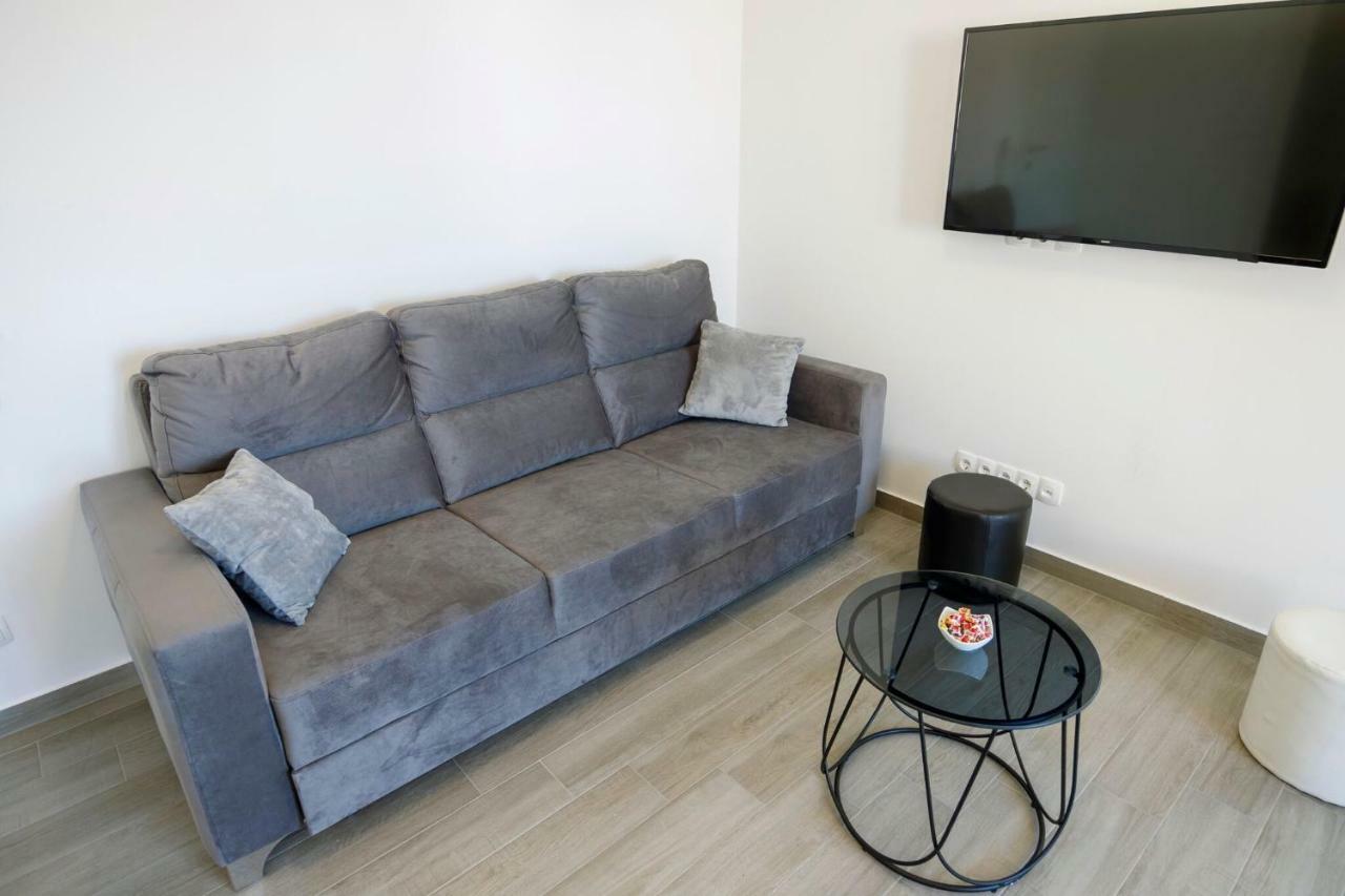 Apartmani Ticinovic Omiš Buitenkant foto