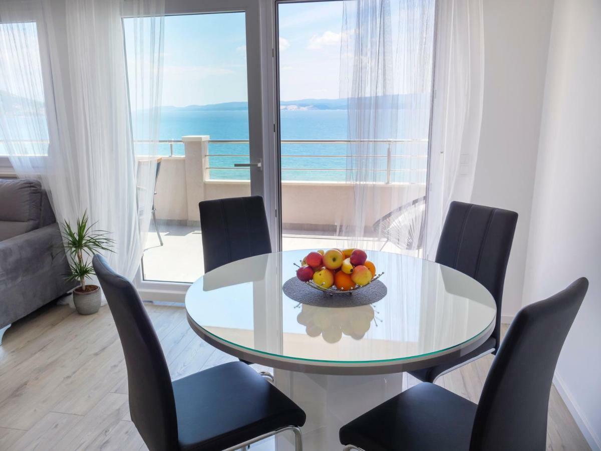 Apartmani Ticinovic Omiš Buitenkant foto