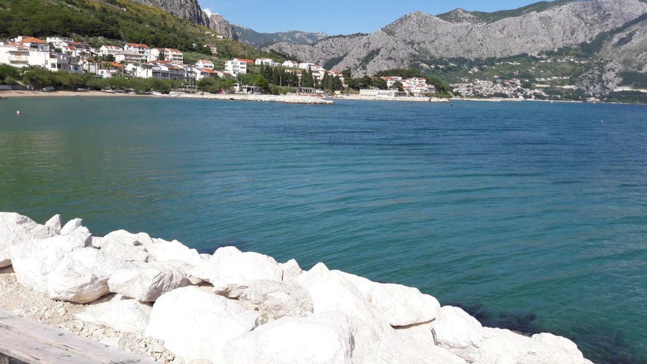 Apartmani Ticinovic Omiš Buitenkant foto